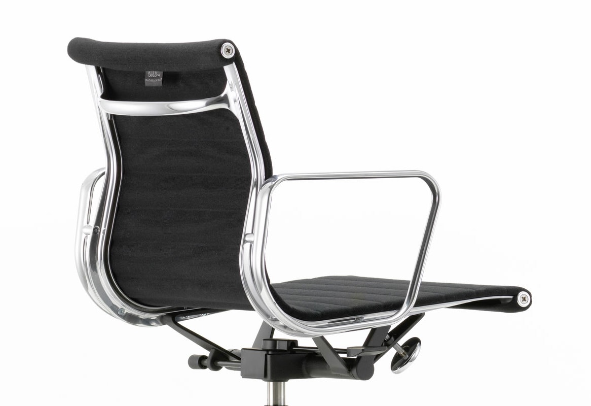 VITRA EA117 118 aluminium chair gallery 3
