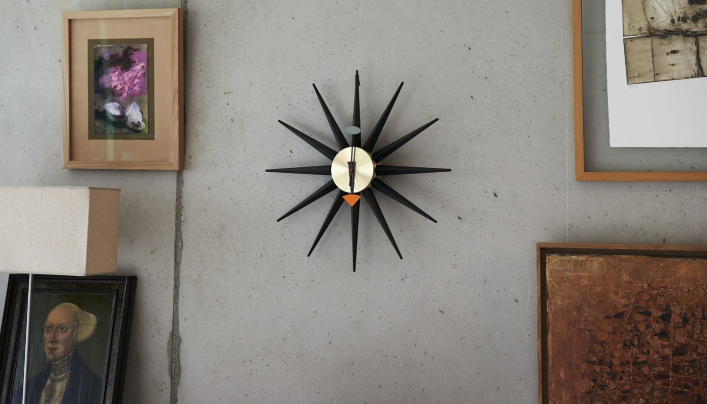 Vitra Wall Clock -Sunburst orologio nero - gallery