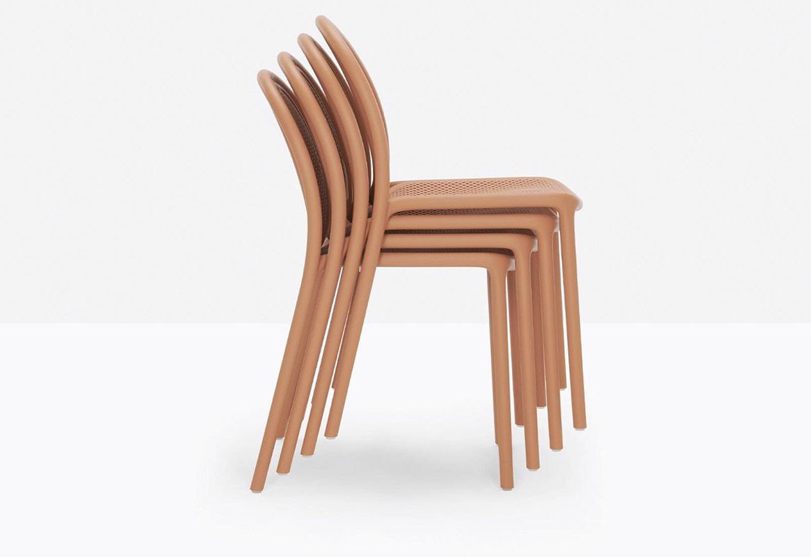 magis-bell-chair-sedia-tavolo-XZ3-design-eco-sostenibile