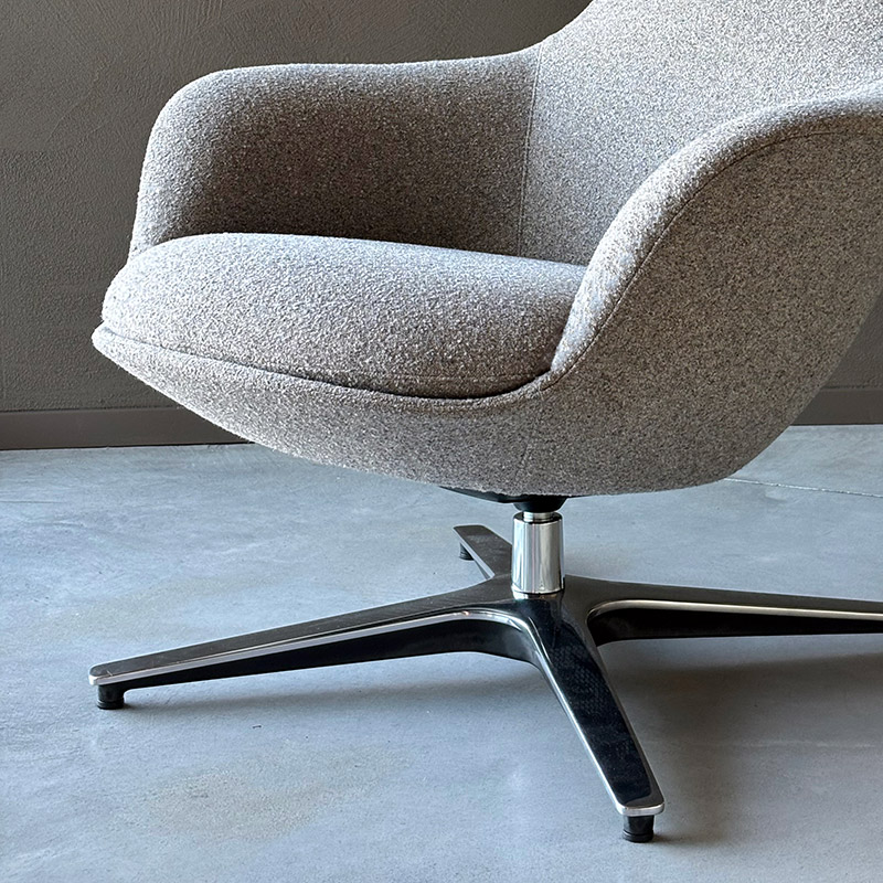 Della Chiara Reading Poltrona Bergere hospitality dettaglio base